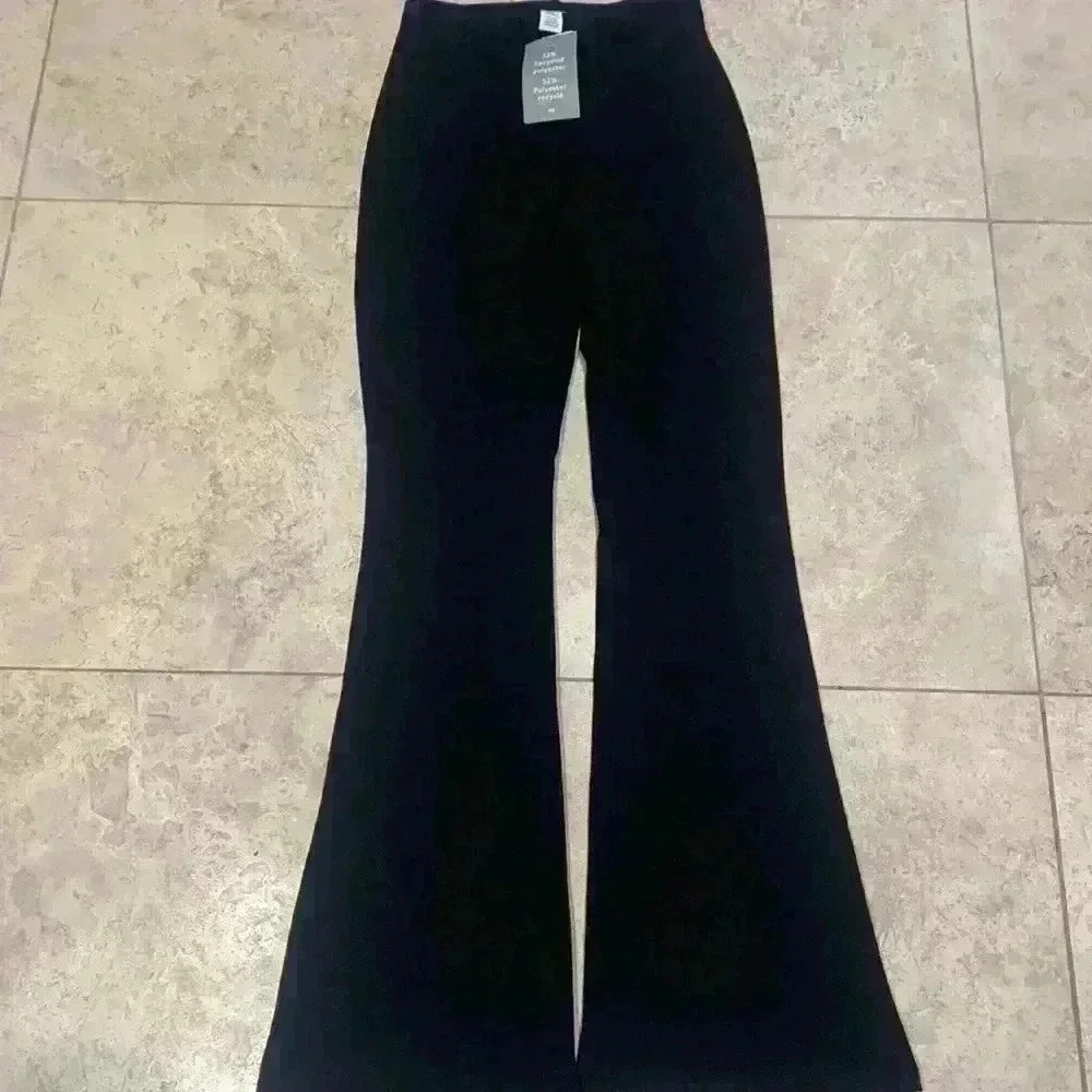 H&m black flair pants